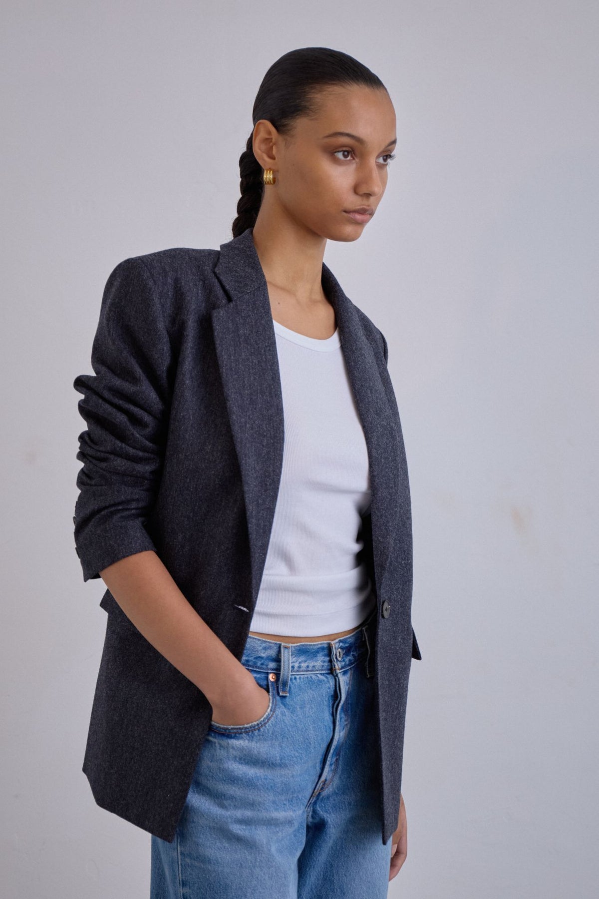 The Essential Cut — Graphite Navy
